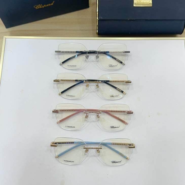 Picture of Chopard Sunglasses _SKUfw62587375fw